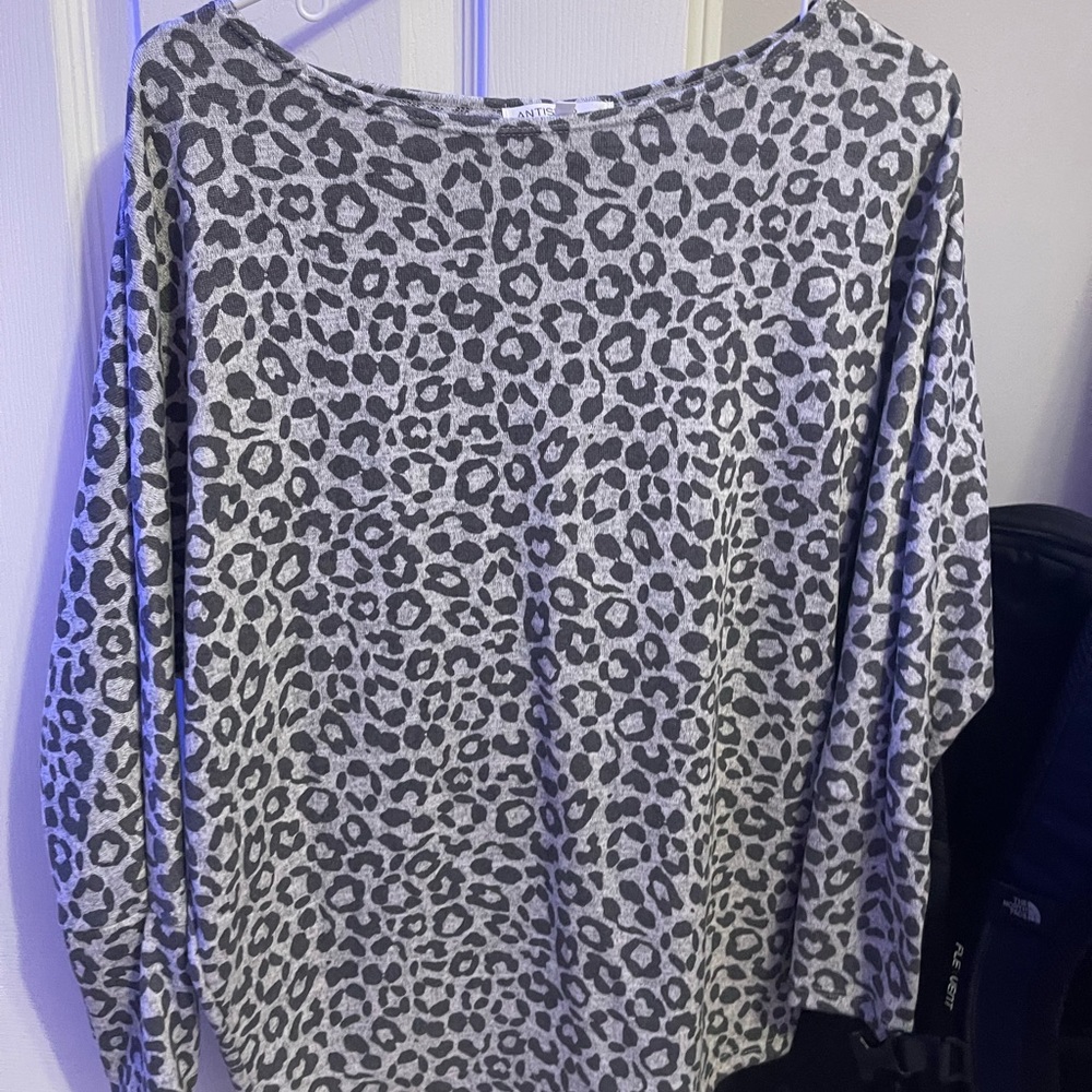 womens shirt